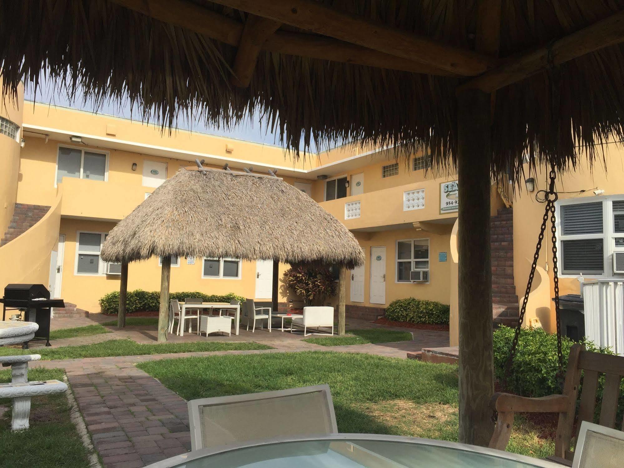 Hollywood Beach Seaside Exterior photo
