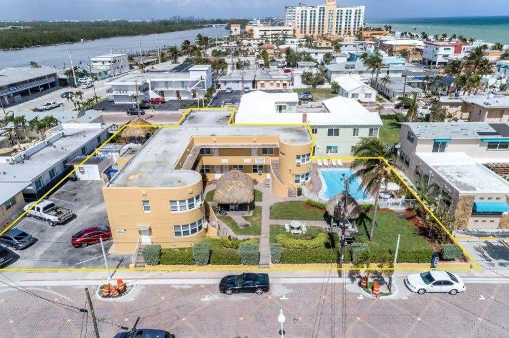 Hollywood Beach Seaside Exterior photo